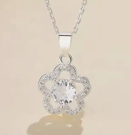 LOVITO-L083 DÂY CHUYỀN ĐÍNH ĐÁ MẶT HOA MAI SANG TRỌNG L083