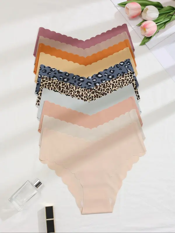 Women's Plain & Leopard Print Brief, Soft Comfy Breathable Panty for Daily Wear, Underwear for All Seasons 5