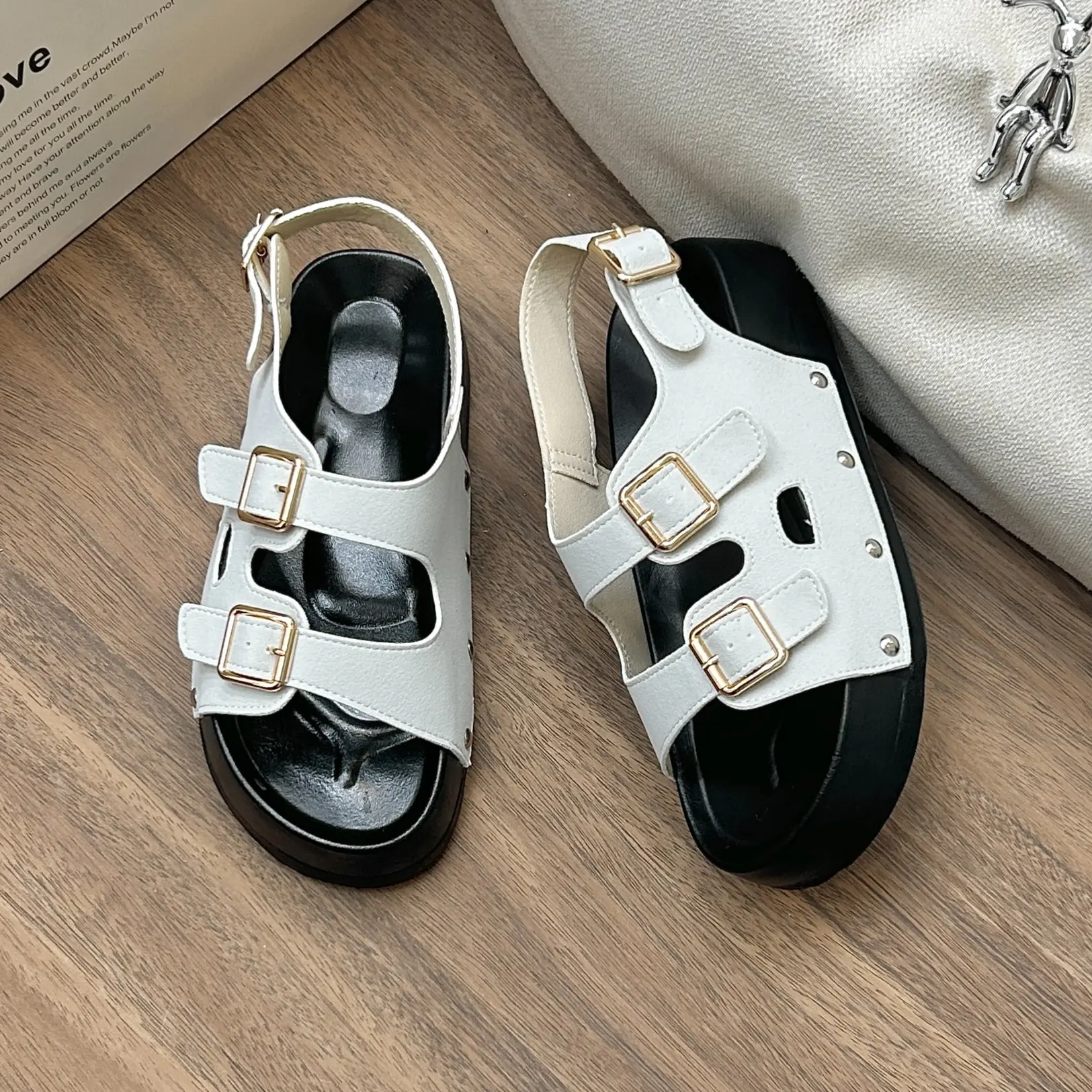 Dép Sandal Nữ Đế Cao Quai Da Khuy Khoá S233 Đính Khuy Chắc Chắn - Dép Quai Hậu Nữ Đế Cao Hot Trend - Shoes, DéP