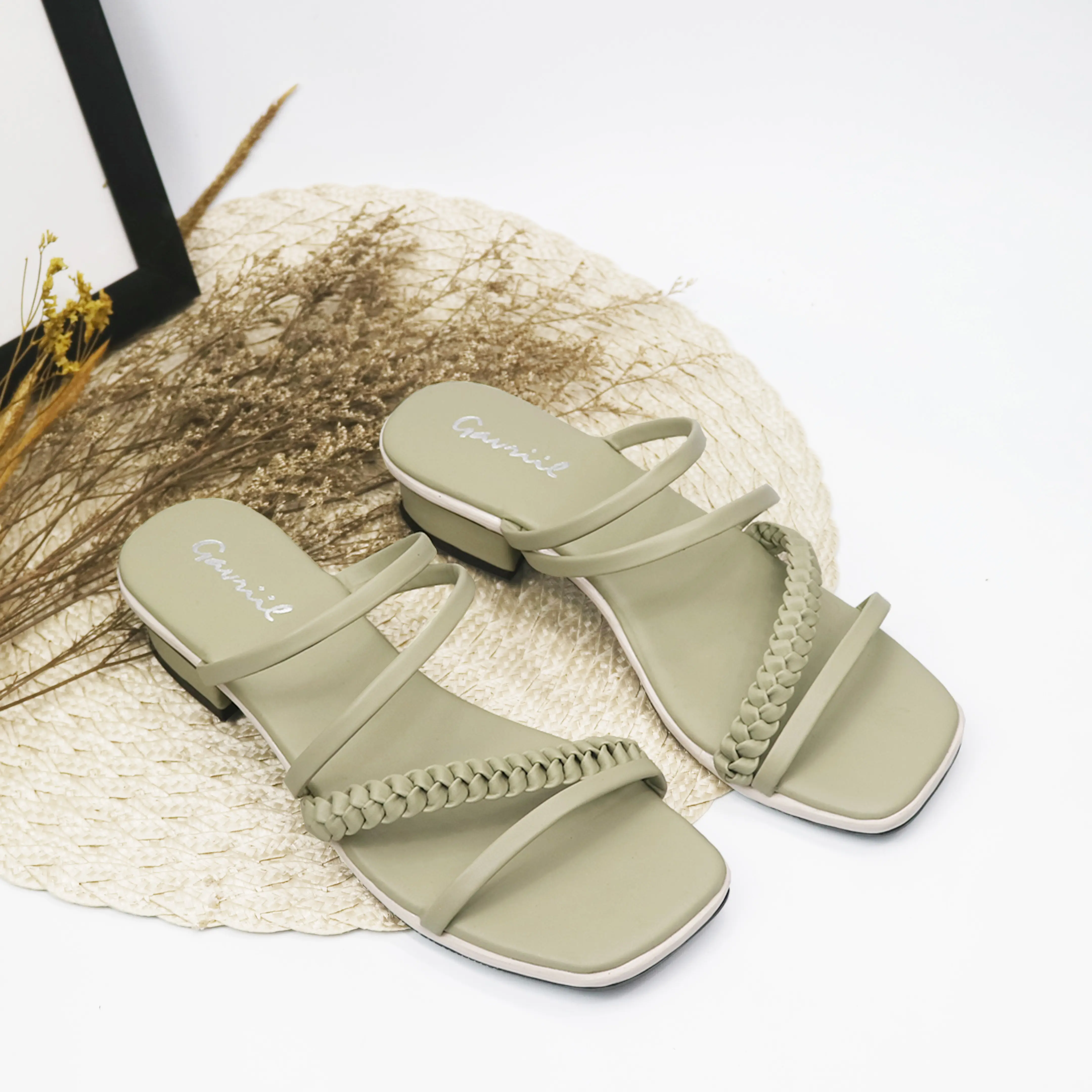Sandal Heels Wanita Hak Tahu 3 Cm Gavriil Gracia Series Soft Sage
