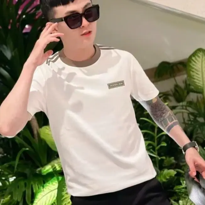 Áo phông nam cổ tròn bo gân cổ hai màu thời  trang thêu looogo  mẫu sang trọng mã 090 Shirt Cộc Tay Menswear  hàn quốc aothun basic Cotton