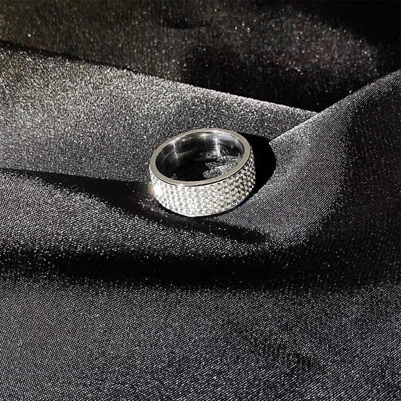 NHẪN THÉP TITAN ĐÍNH ĐÁ ZIRCON lấp lánh không gỉ