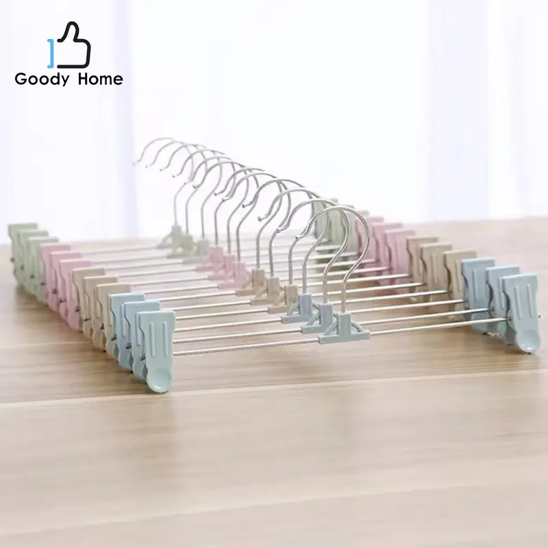 Goody Home 1 แพค/10 ชิ้น ไม้แขวนเสื้อแบบมีที่หนีบในตัว ไม้แขวนเสื้อ มีที่หนีบ ไม้หนีบกางเกง ไม้หนีบผ้า มีให้เลือก 4 สี แขวนผ้า