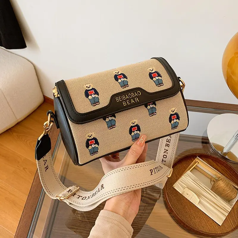 Túi Xách Nữ deo chéo Da Vải Thêu Gấu Đựng Vừa Điện Thoại Đeo Vai Bag Nhung Kem Đeo Chéo Jean 0