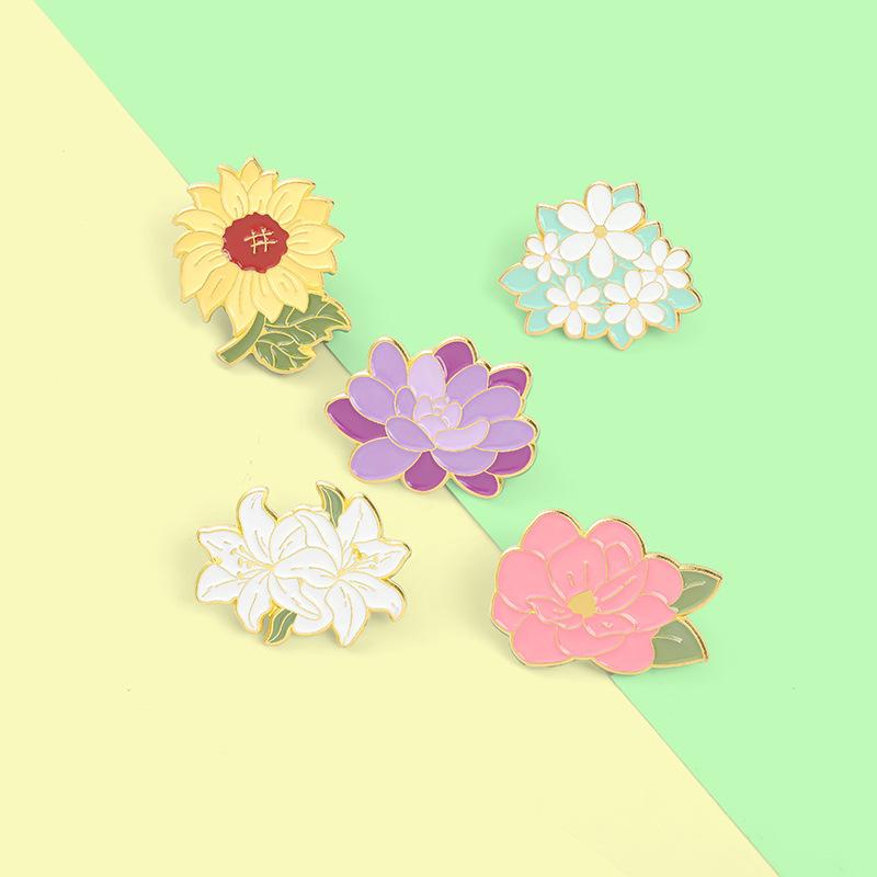 Product Introduction of New Foreign Trade Floral Brooch Elegant Lily Flower Sunflower Oil Painted Brooch Anti-Exposure Buckle Wholesale 6