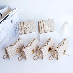 พร้อมส่งจากไทย กระเป๋าลูกคุณหนู กระเป๋าหรูหรา กระเป๋าสายโซ่สีทอง