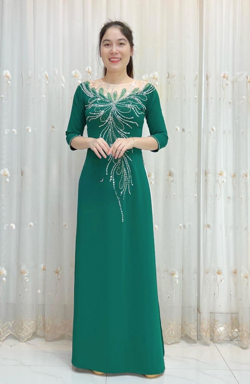 Product Introduction of Bộ áo dài bà sui chất liệu lụa Mỹ đính kết hạt thủ công sang trọng Trơn Thông thường Váy chữ A Thông thường Nữ Khuy Kim Tuyến Dress Women 9