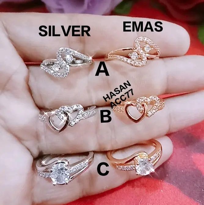 cincin perhiasan emas wanita dewasa model unik2 love/Titanium/anti karat Gold
