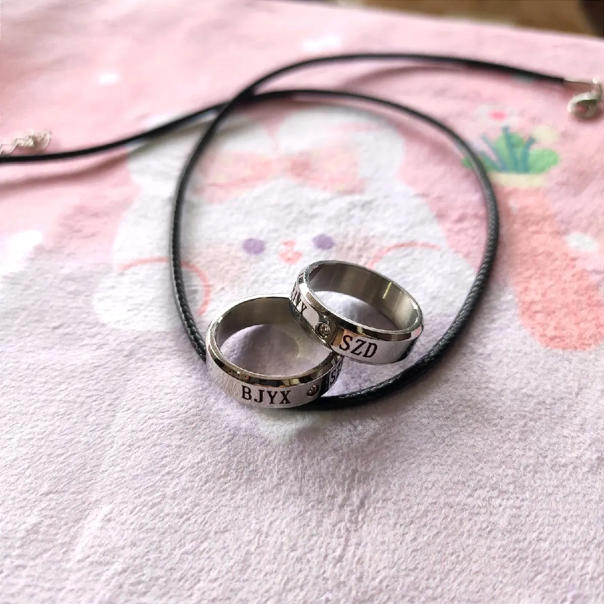Nhẫn khắc BJYXSZD, Tiêu Chiến, Vương Nhất Bác
