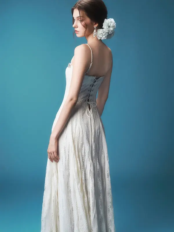 LILAH DRESS - Đầm ren dài đính đá 2