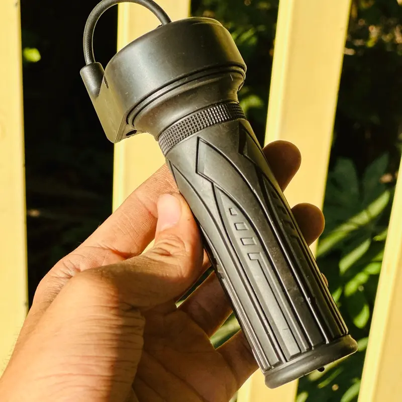 Tay Ga Xe Đạp Điện Lắp Cho Mọi Loại Xe 1