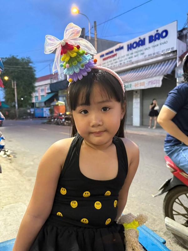 Nón Noel kẽm nhung handmade, bờm cây thông - tiệm nhà mưa 7