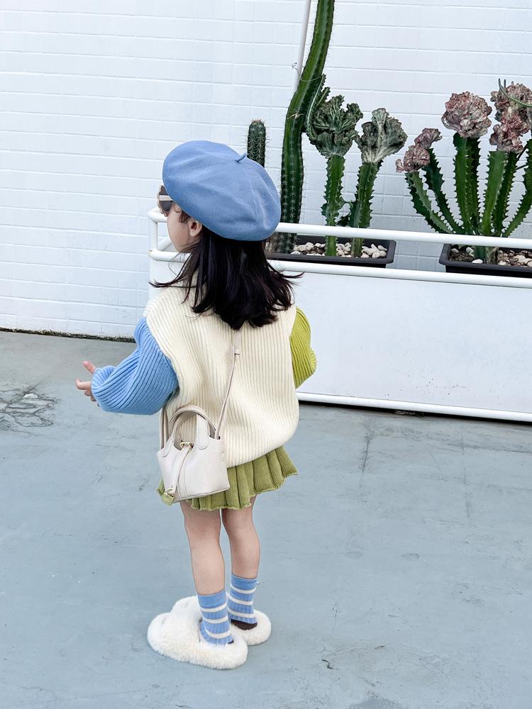 Product Introduction of Autumn Winter Style European and American Mini Children's Girls' Handheld Tote Basket Crossbody Small Bag Women's Bag outpocket  hobo  bag heart  evangelista  painted  bags 25