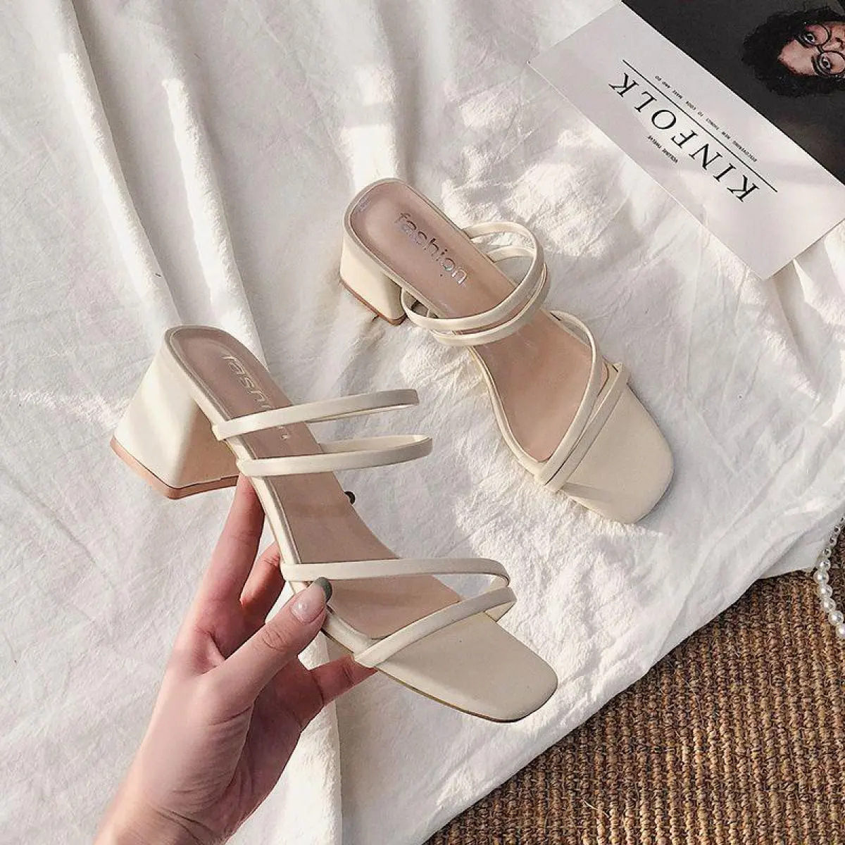2025 Sandals Women's All-Match Fairy Style 2025 Summer New Outdoor Ins Fashion Mid Heel Two-Way Wear Chunky Heel Slippers Hot
