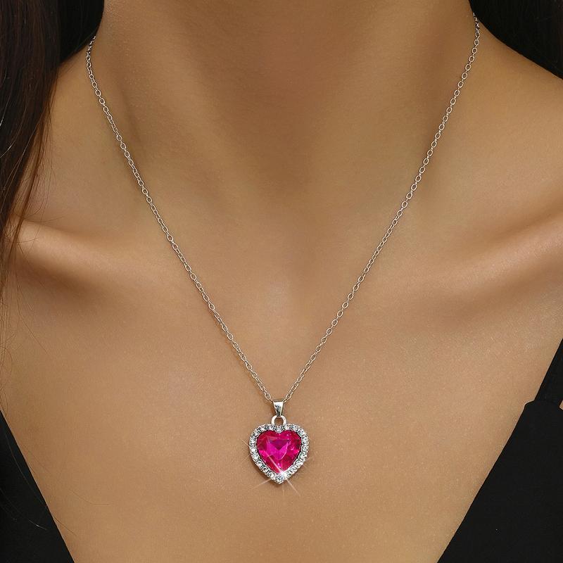 Product Introduction of Fashion Wholesale Heart-Shaped Pendant Necklace Full of Diamonds Cross-Border Best Seller in Europe and America 5