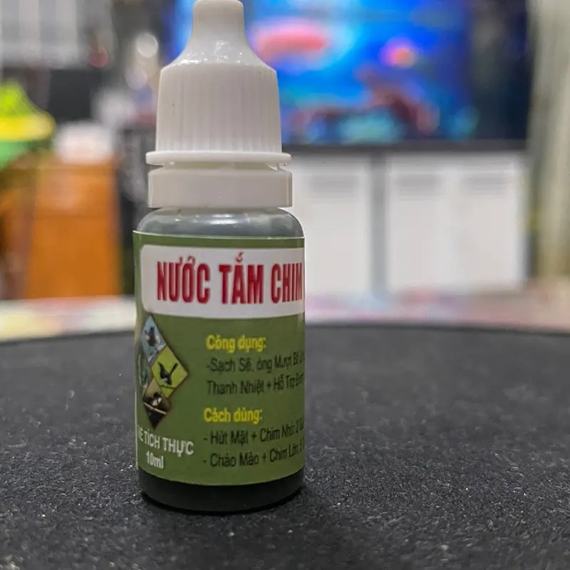 Nước Tắm Chim Cảnh 10ml Trưởng Trọng . Sạch Sẽ , Óng Mượt Bộ Lông 1