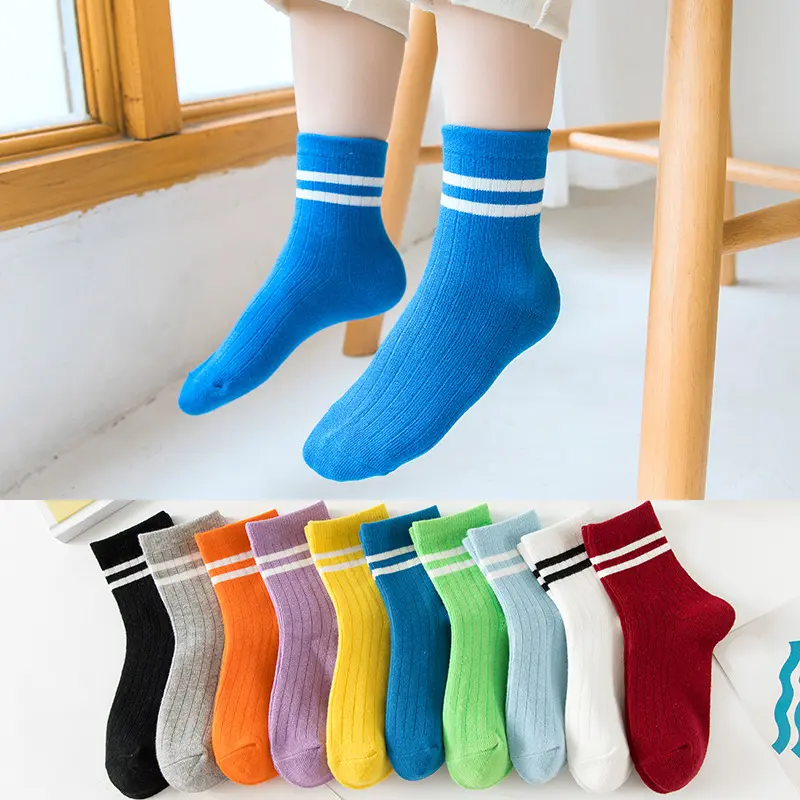 Tất Vớ Cổ Cao Kẻ Sọc Phong Cách Thể Thao Hàn Quốc Cho Bé Trai Bé Gái
