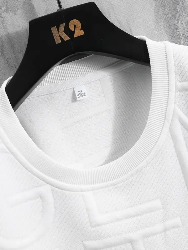 Men's Regular Fit Letter Embossed Round Neck Tee, Graphic Tees Y2K, Casual Shortsleeve Crewneck T-shirt for Summer, Comfy Men's Streetwear Top for Daily Wear, Menswear 8
