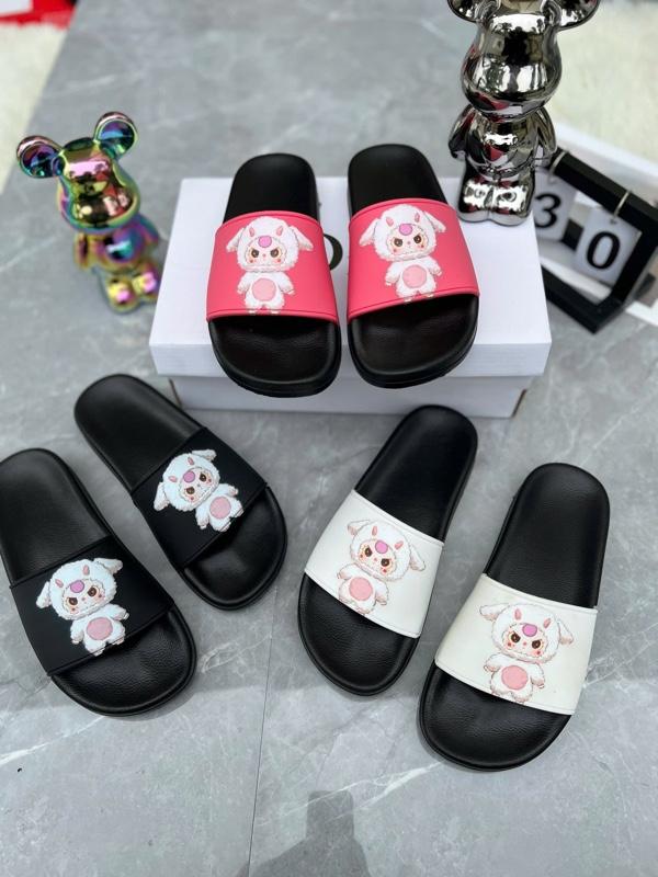 Product Introduction of [Mẫu mới] Dép Lê Nam Nữ cặp đôi Baby Three 3 màu in tia uv Quai Ngang cao su non đế mới vân sóng DéP Slipper 14