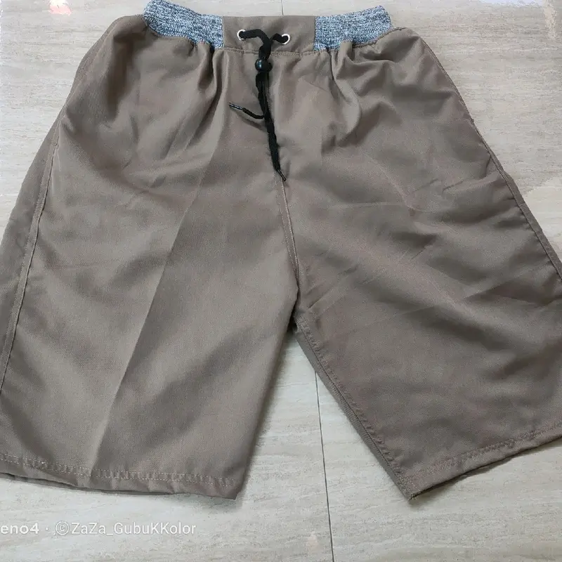 HARGA SPESIAL XL  CUMA 30RBan,,!! 4PCS CELANA PENDEK CHINOS AMERICAN DRILL..!! Shorts Pria Nyaman Santai Keren 2