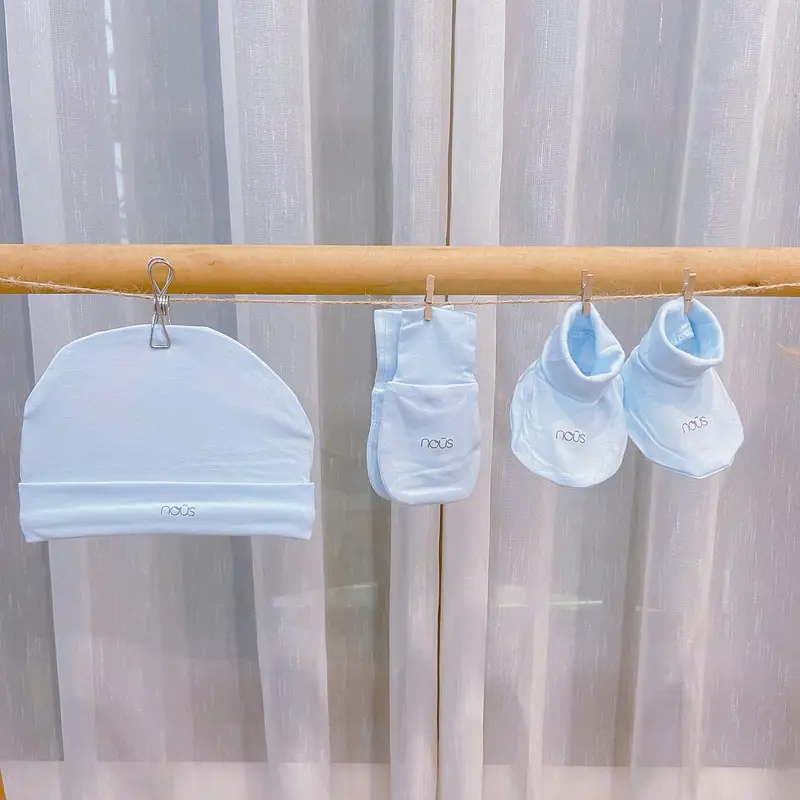 Nous - Phụ kiện mũ, bao tay chân màu trơn và hoạ tiết cho bé sơ sinh chất liệu petit 1