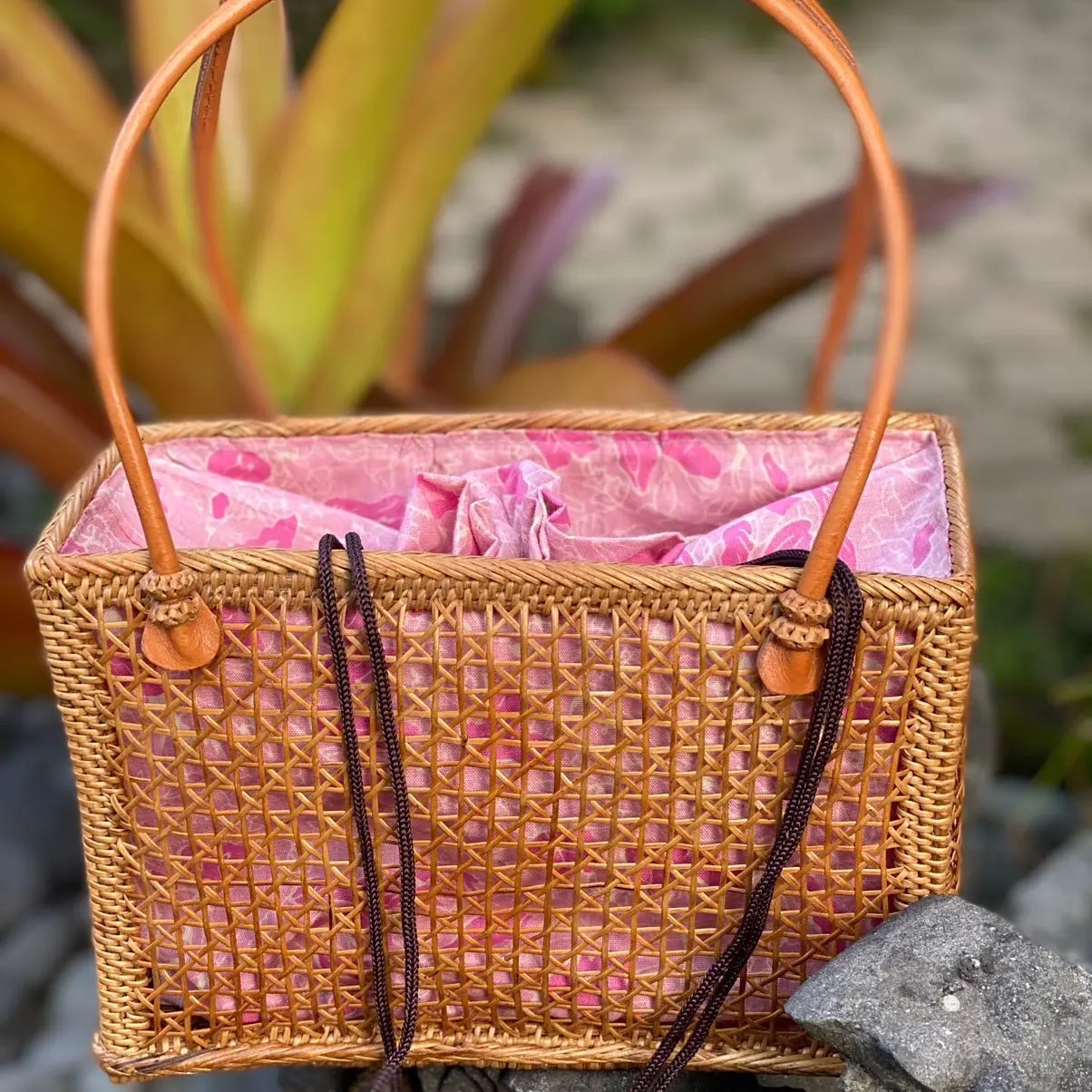 TAS KARAWANG KOTAK |tas rotan |tas bunga
