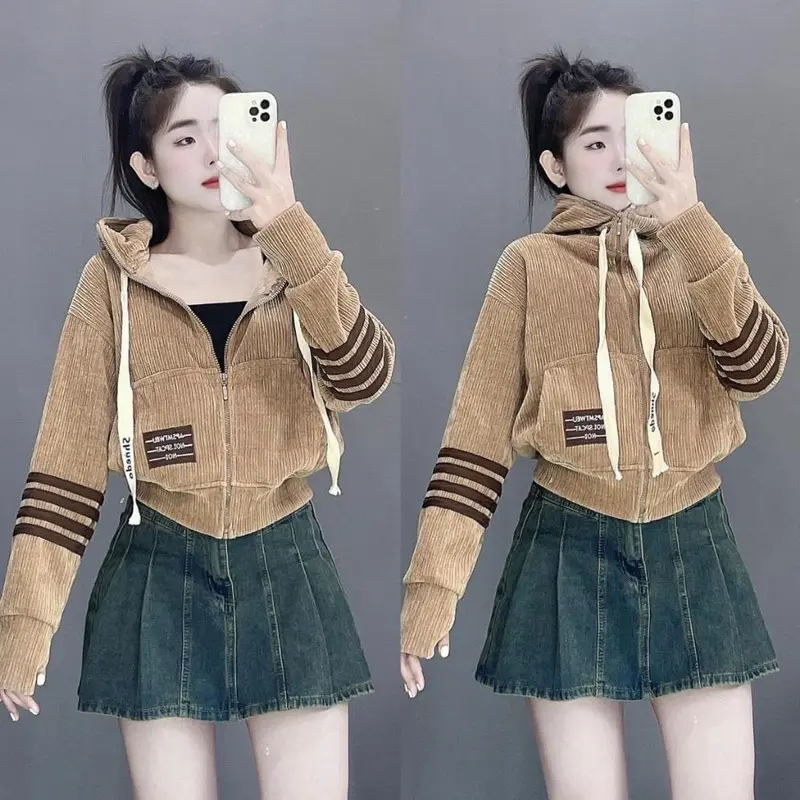 Áo khoác Nữ Phối Tay Sọc Có Mũ Chất Nhung Gân Bigsize 45-85kg 1