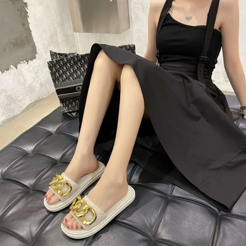 Sandal Jelly Wanita Kode 2299
