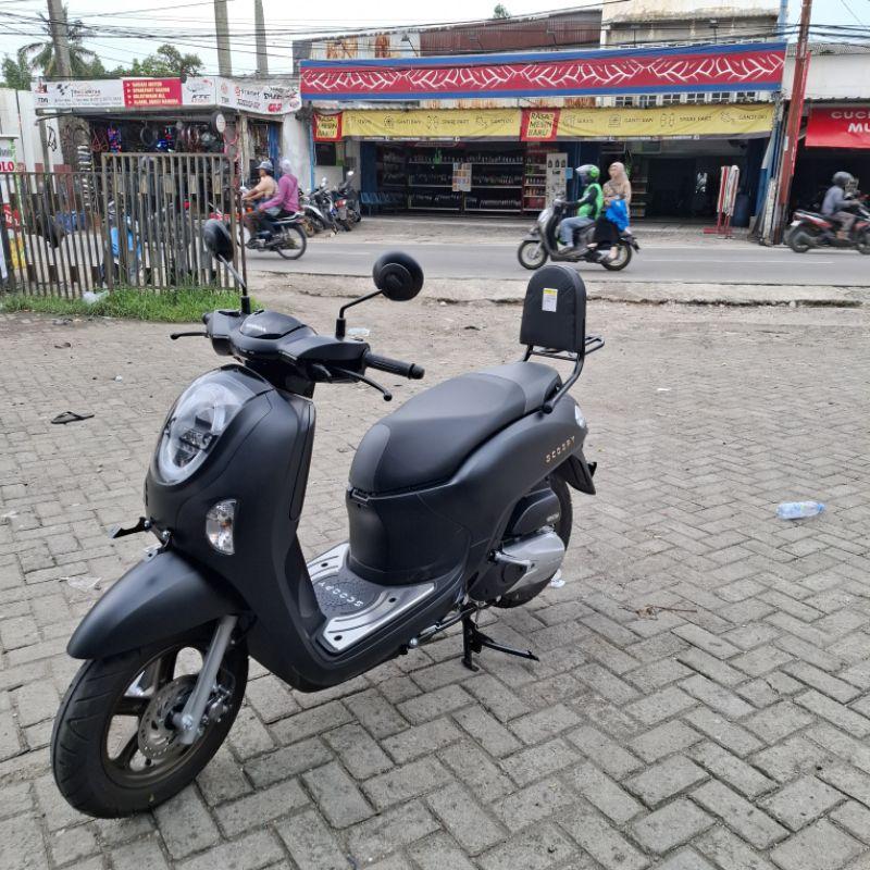 Sandaran Jok Belakang Scoopy Terbaru 2024 2025 Busa Tebal Empuk 1