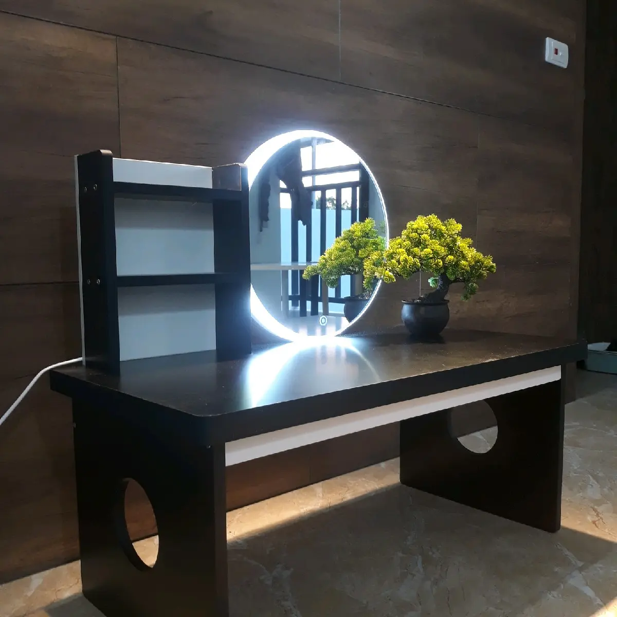 Bàn trang điểm ngồi bệt- bàn học sinh viên - bàn trang điểm mini