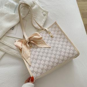 New Fashion Oversized Trendy Tote Bag – Stylish Goddess Edition Wanita Totebag