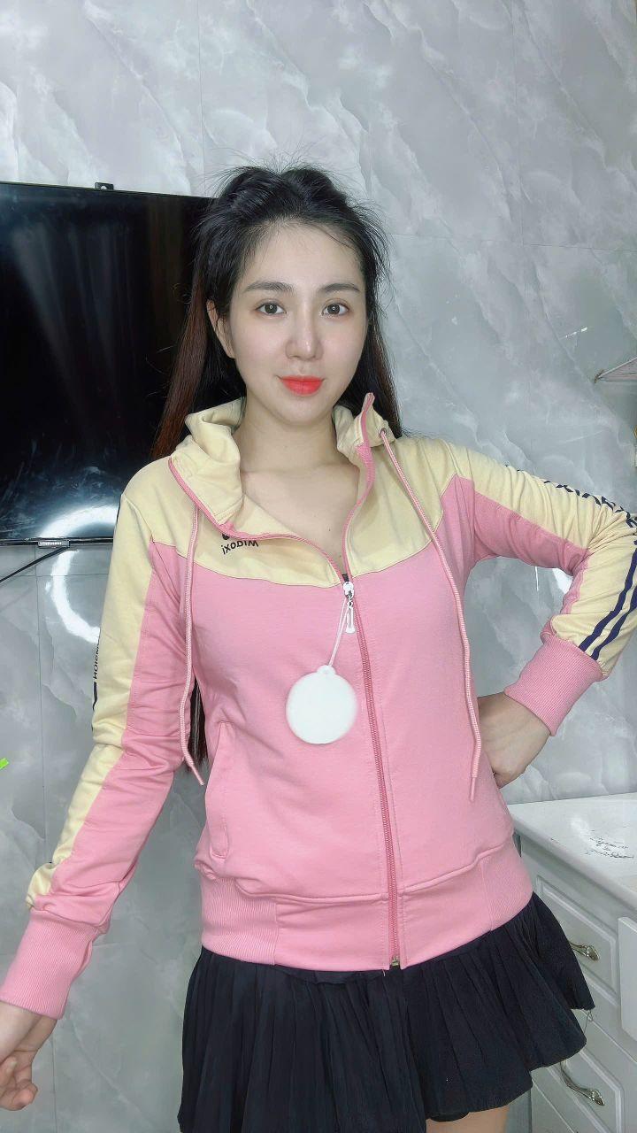 Product Introduction of Áo khoác thun cotton 5 túi to, mã in tay + logo - Nữ Top 11