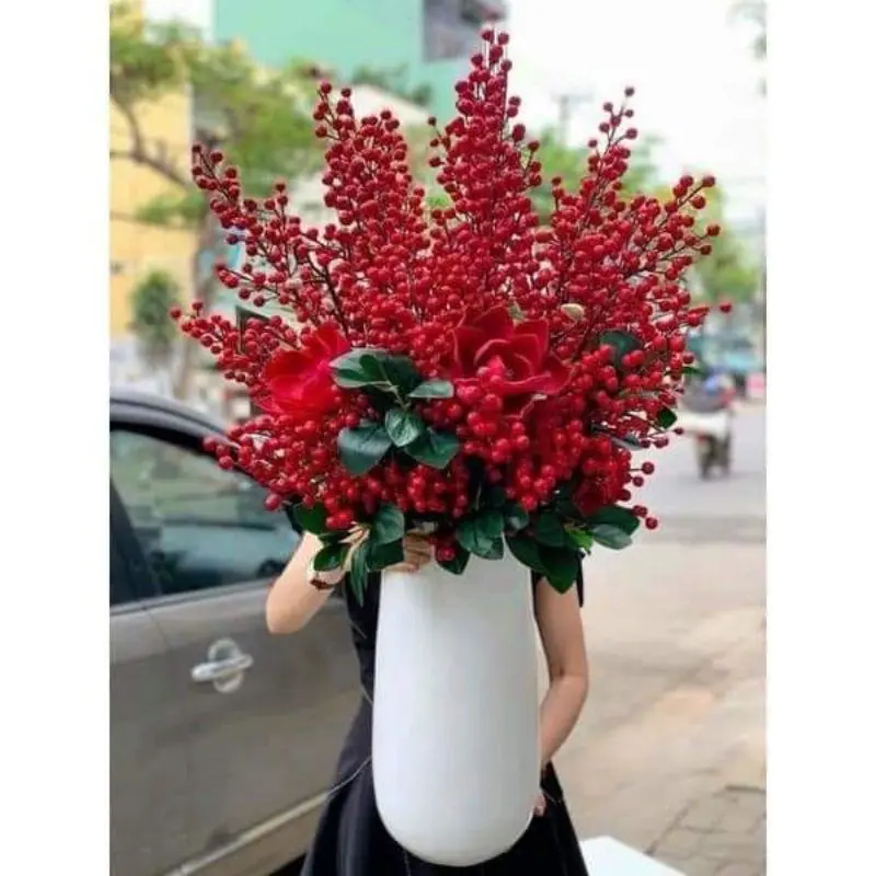 [Tặng bình] Cành đào đông đỏ 12 nhánh 90cm Decor phòng, Trang trí  + bình nhựa giả gốm kích thước 23 x 10cm - Trang Trí Nhà, Phòng Khách Len 5