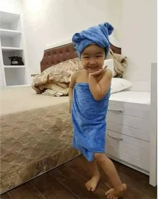 Sét 3 khăn Tắm ,Gội ,Lau Mặt chất liệu sợi Microfiber cao cấp siêu mềm mịn, hút nước, không ra màu ( dùng được cho trẻ nhỏ) Nhà Tắm 1