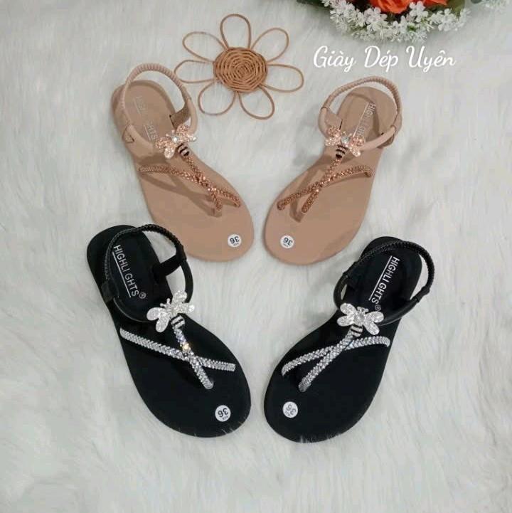  Sandal Xỏ Ngón Đính Charm Đá Chuồn Chuồn Thiết Kế Sang Trọng Đế Chống Trơn Trượt  Thích Hợp Đi Chơi Dạo Phố  GiàY DéP Nữ 