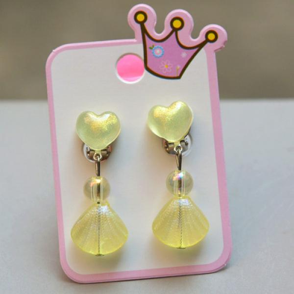 Product Introduction of Ear Clip No Pierced Student Cute Shell Jelly Love Decorative Earrings Little Girl Girl Ear Rings 8