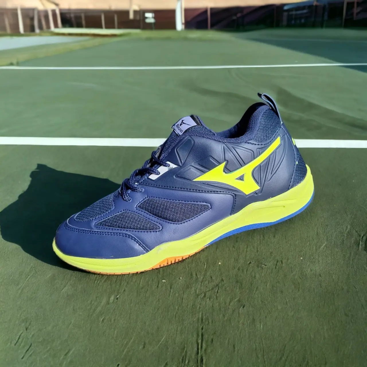Sepatu voli badminton tenis olahraga pria wanita size 38-44 antislip nyaman