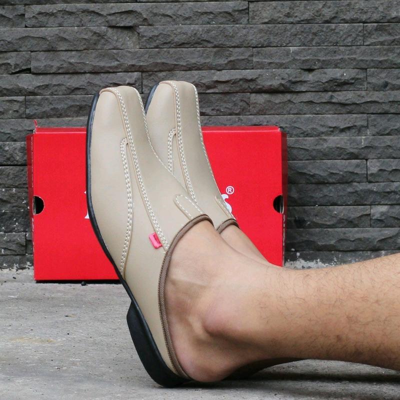 Sandal Sepatu Selop Kulit Asli Premium Kickers Bustong Navona Berkualitas Terbaik Sepatu Selop Pria Sepatu Kulit Pria Shoes Sendal Sendal Sendal 2