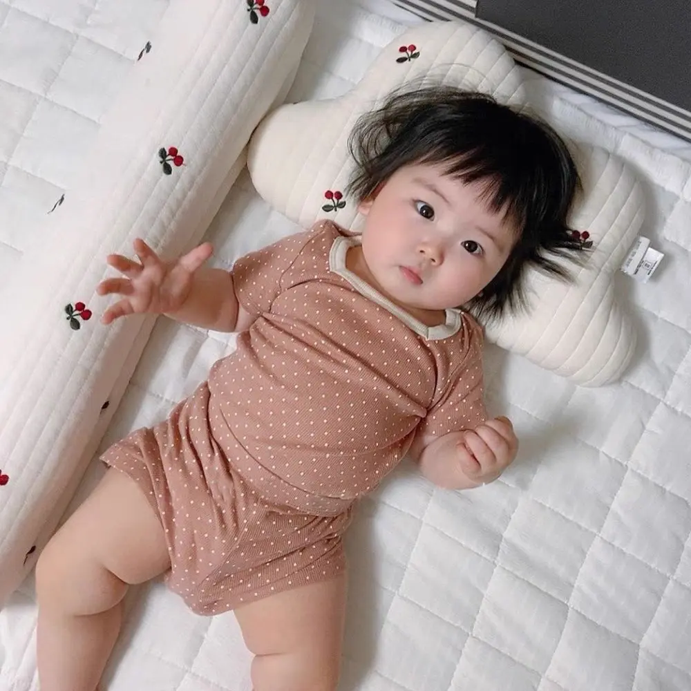 Bộ tăm lạnh chấm bi cho bé gái