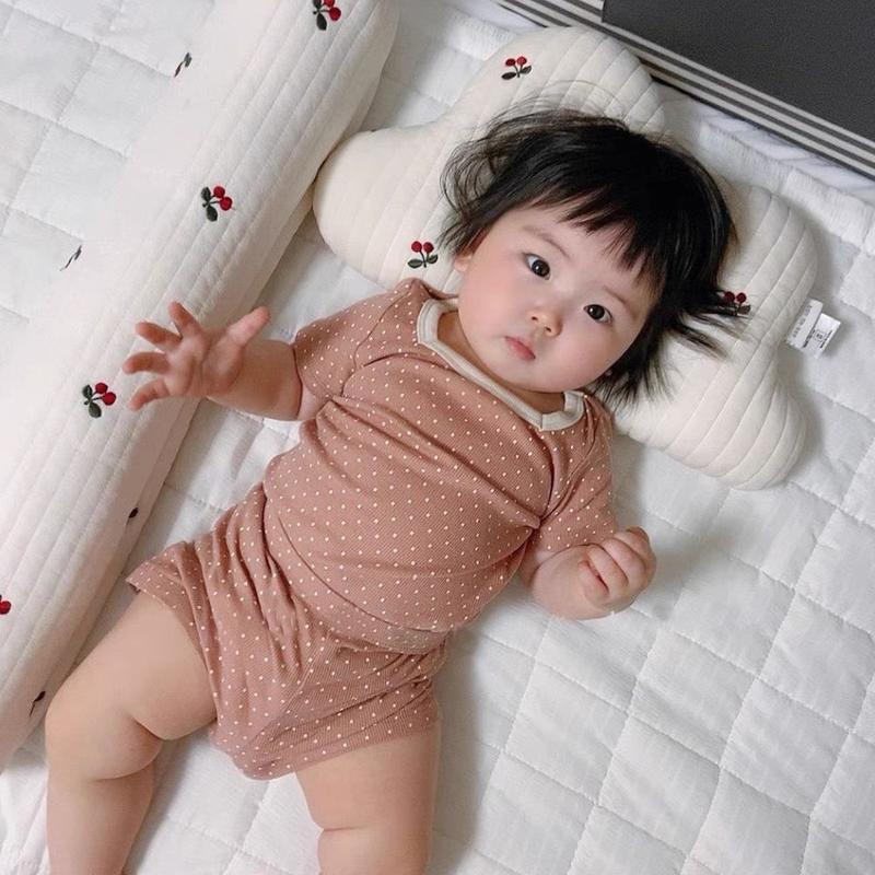 Bộ tăm lạnh chấm bi cho bé gái 0