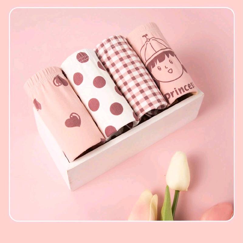 4 quần chíp bé gái chất cotton 100%, mềm mịn , dành cho bé từ 2-15 tuổi 1