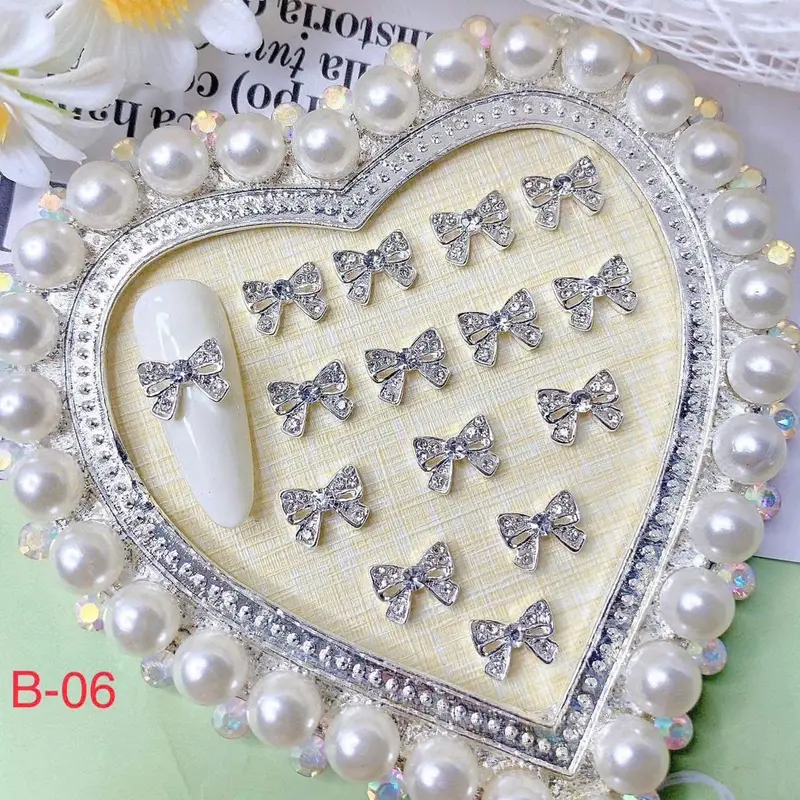 Charm nail lẻ ( giá 1 viên ) đính mẫu móng . Tuyệt phẩm ngành nail . Đầy đủ mẫu charm đẹp 4