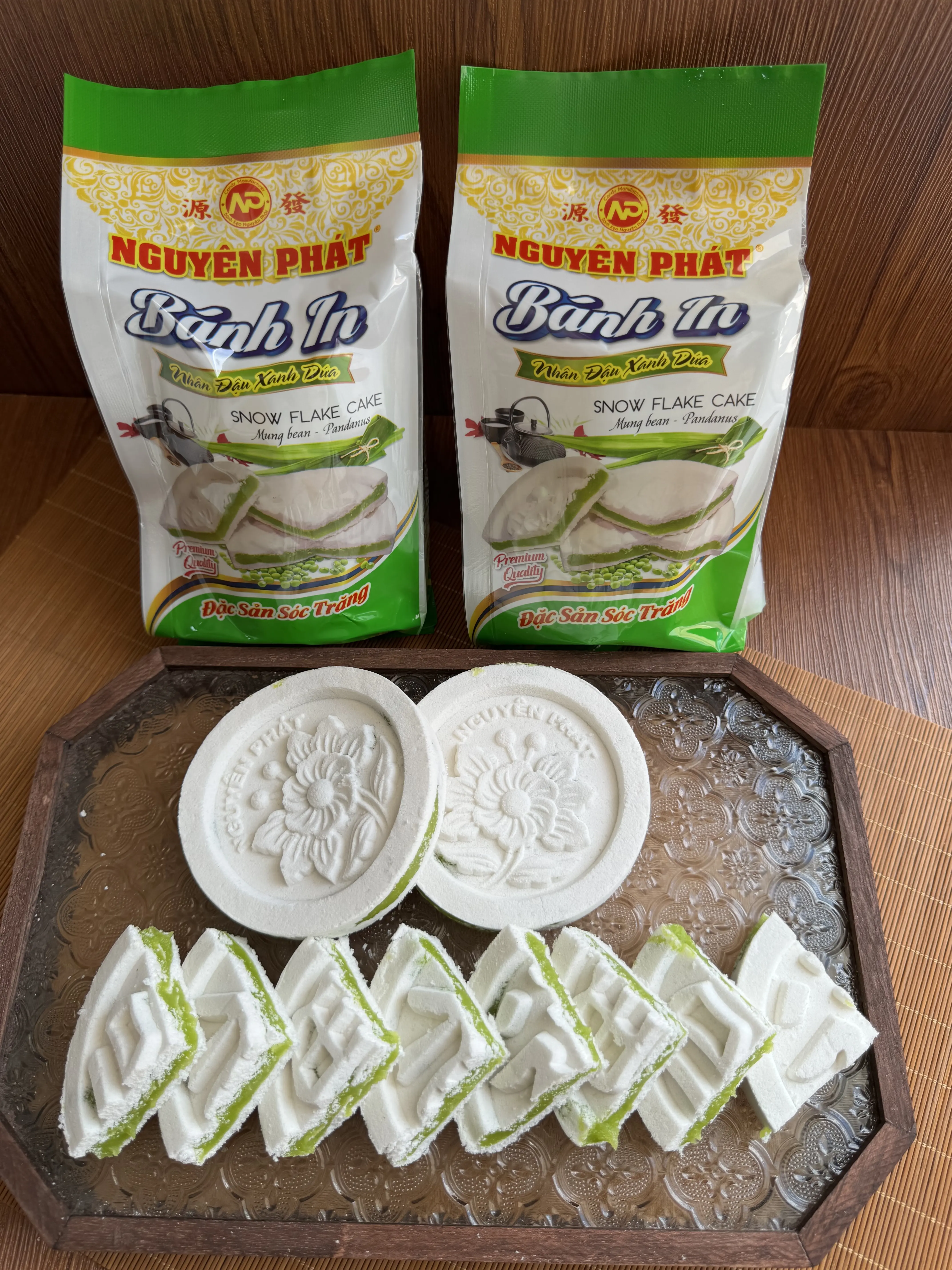 NGUYÊN PHÁT - BÁNH IN NHÂN ĐẬU XANH LÁ DỨA