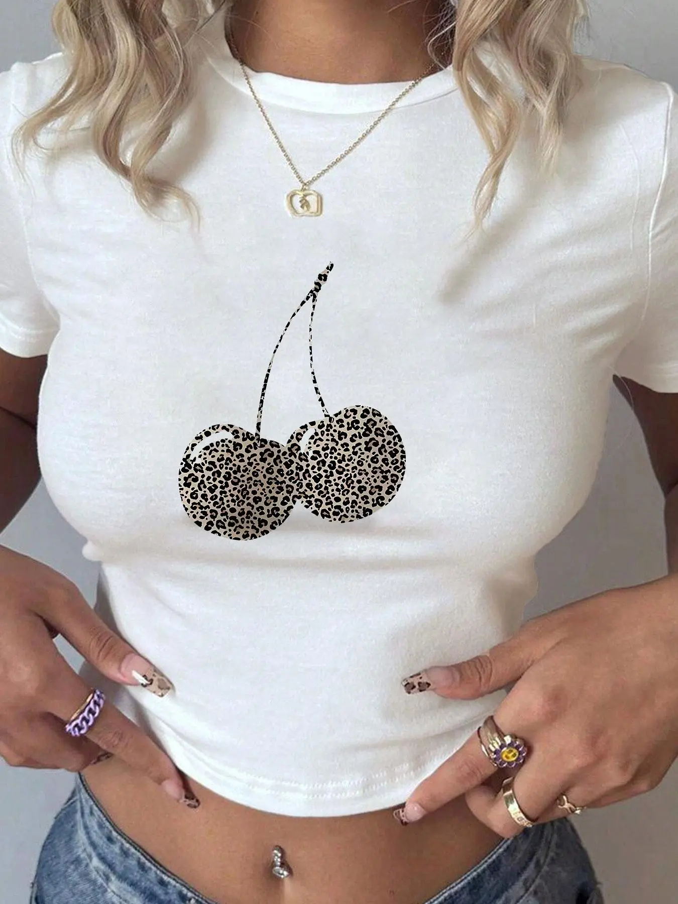 Women's Cherry & Leopard Print Round Neck Crop Tee, Fashion Casual Short Sleeve T-Shirt for Daily Wear, Ladies Summer Clothes