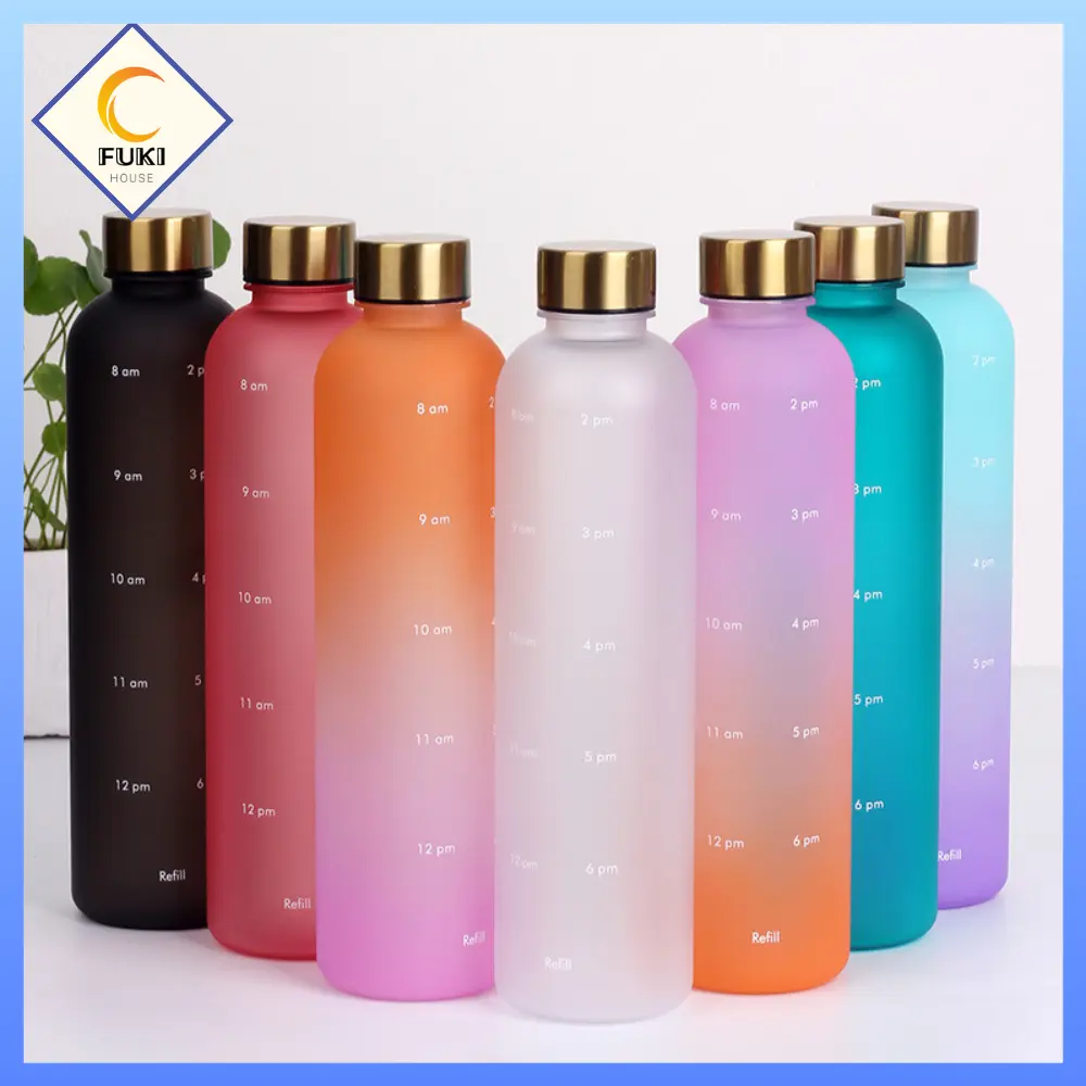 Bình nước dung tích 900ml (6 màu), chất liệu nhựa, có chia vạch giờ nhắc nhở uống nước tiện lợi