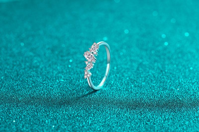 Product Introduction of Summer Trendy Boutique S925 Silver Women's Ring Fashion New Valentine's Day Gift for Girlfriend Horse Eye Moissanite Ring Ornament 4