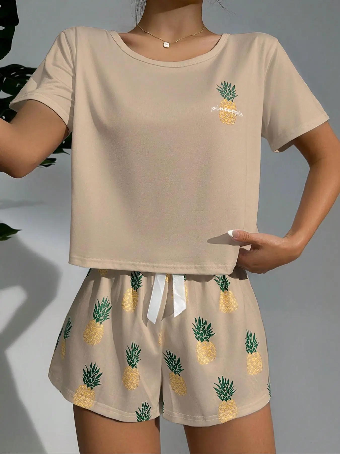 Two-Piece Set Women's Cartoon Pineapple Print Tee & Shorts Pajama Set, Summer Clothes Women, Casual Round Neck Short Sleeve T-shirt & Shorts Pj Set, Lady Lounge Set Homewear, Comfort Sleepwear