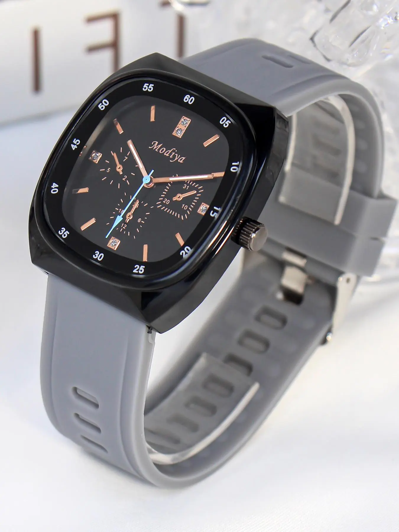 Men's Fashionable Digital Analog Quartz Watch, Casual Sporty Waterproof Luminous Watch with Silicone Strap, Trendy Multifunctional Watch for Men