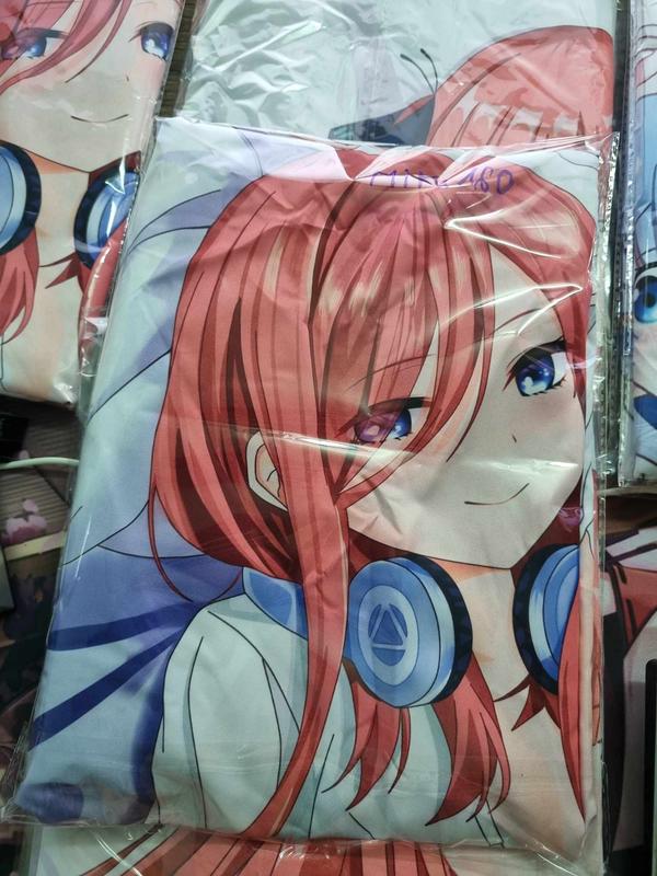 Gối ôm anime "Nhà có 5 nàng dâu" [ vỏ gối + ruột gối ]