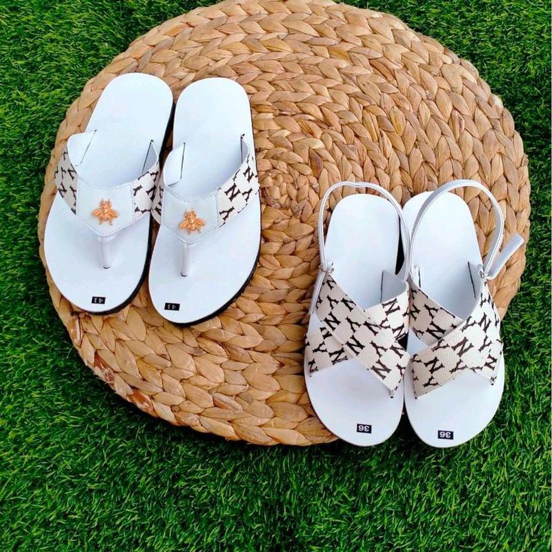 dép nam nữ  . dép  cặp . dép tình yeu  ny trắng Sandal Cao Su Đế Bằng Đồng sp888 3
